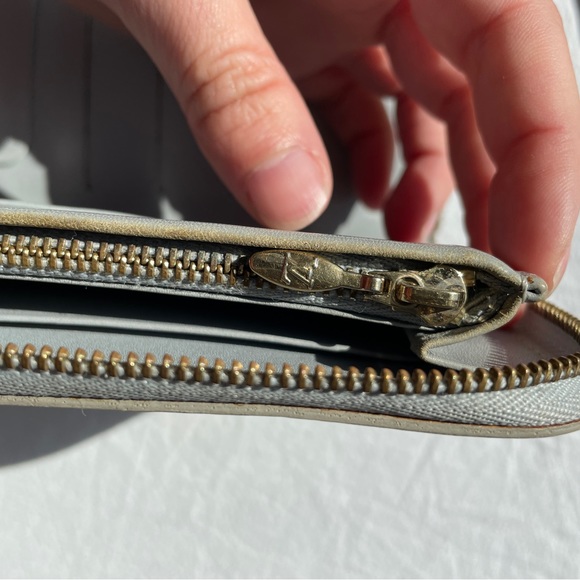 Louis Vuitton Silver-Green Monogram Vernis Zippy Organizer Wallet Zip Around - Picture 8 of 10